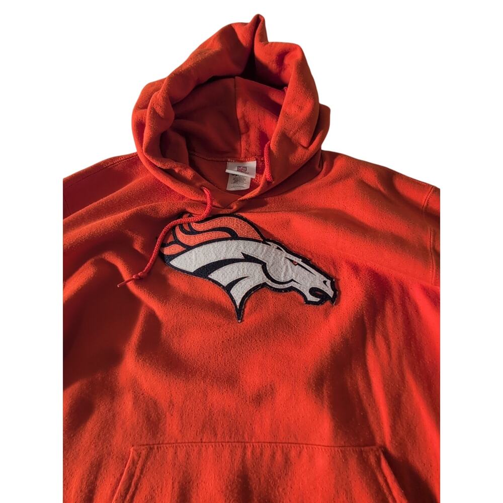 Denver Broncos Medium Sweatshirt